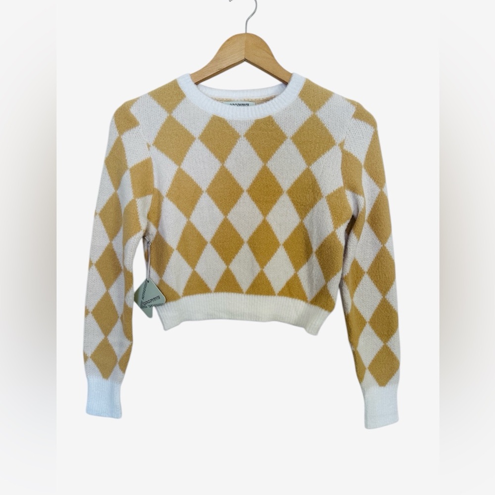 Cocovive‎ Argyle Patterned Crop Sweater Women’s Sz Xs White and Tan Soft